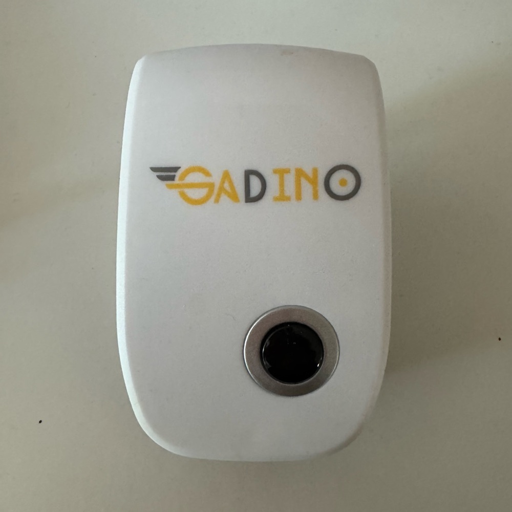 Eco-Friendly Ultrasonic Pest Repeller Mice, Spiders, Flies, Bugs, Ants, Roaches